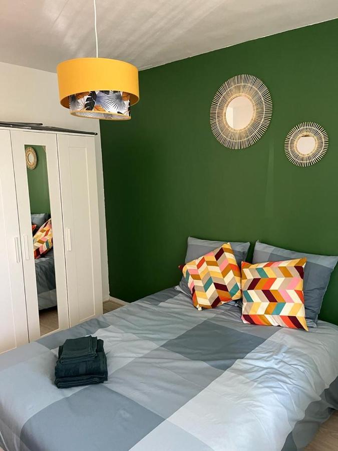 Appartement Le Rousseau Metz Avec Parking Gratuit Exterior photo